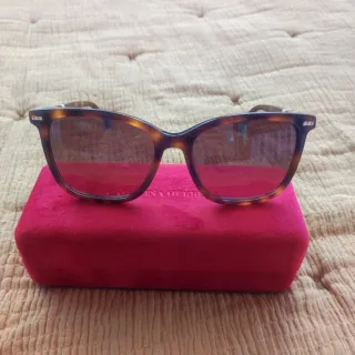 Gafas de sol Carolina Herrera Tortoise