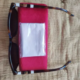 Gafas de sol Carolina Herrera Tortoise