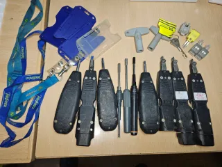 Herramientas instalador telefonía, mas accesorios.