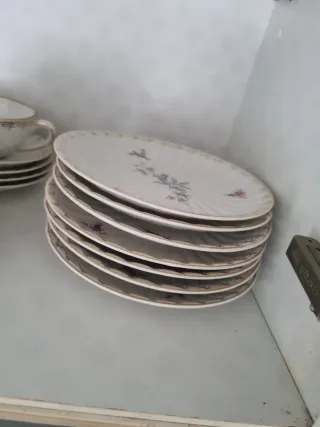 Juego de té porcelana floral dorado