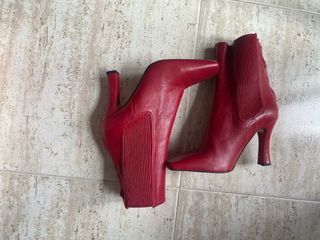Botas Zara Rojas Talla 38