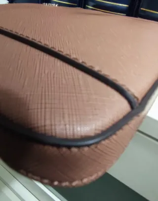 Bolso Parfois Marrón y Dorado