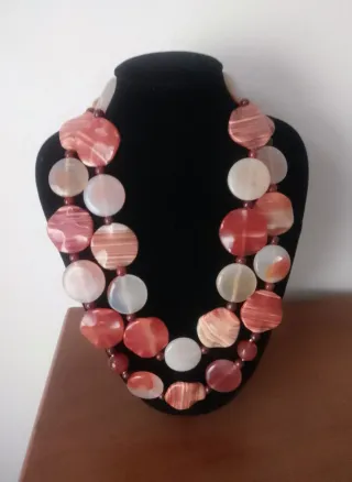 Collana pura corniola chiusura madreperla anni '70