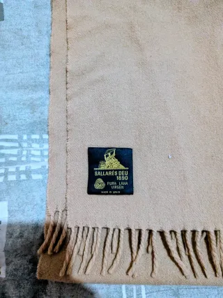 Bufanda Sallares Deu Lana Virgen Beige 