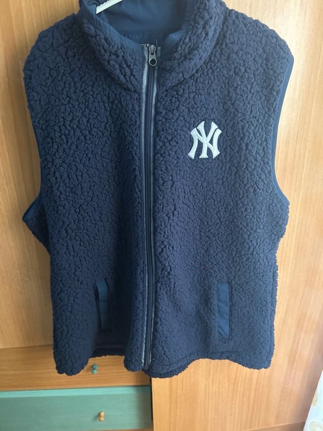 Chaleco NY Yankees Azul
Talla como una M