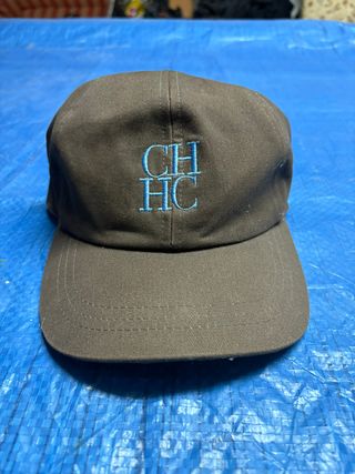 Gorra Carolina Herrera HC bordada, talla M
