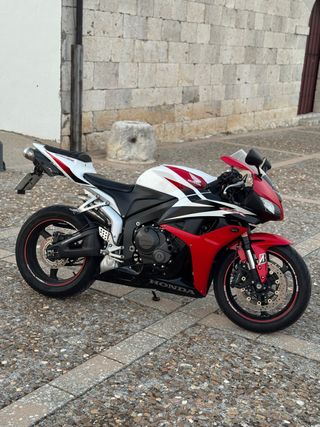 Honda CBR 600 RR PC40 2008