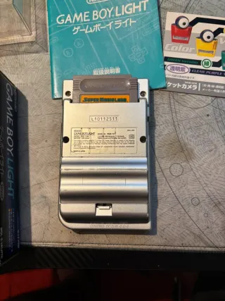 Nintendo Game Boy Light Plata