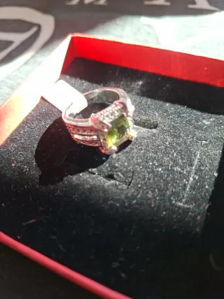 Anillo Plata y Peridoto