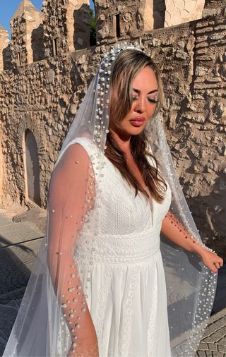 Velo de novia con perlas. Nuevo 