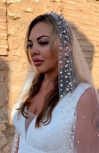Velo de novia con perlas. Nuevo 