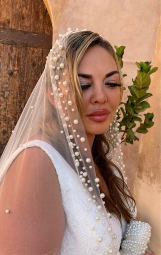 Velo de novia con perlas. Nuevo 