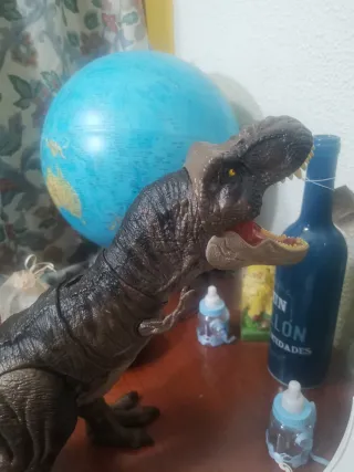 Dinosaurio Jurassic World Realista
