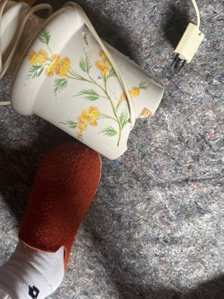 Coppia di abat-jour in ceramica dipinta