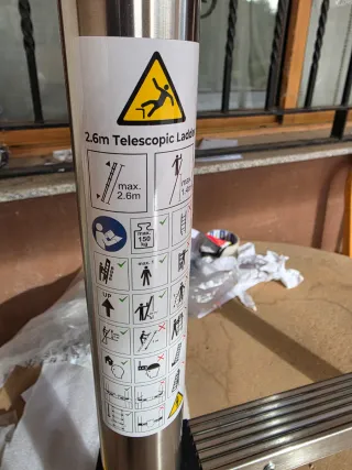 Escalera telescópica aluminio 2.6m