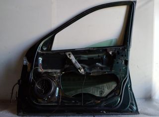 Puerta mercedes clase c (w203) berlina 220 142104
