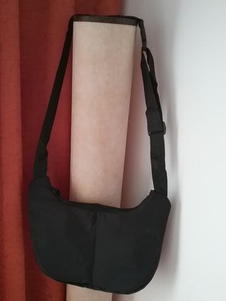 Bolso negro bandolera