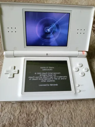 Nintendo DS Lite Blanca + Juego Dinosaurios