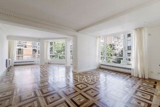 Piso en alquiler en Almagro en Madrid