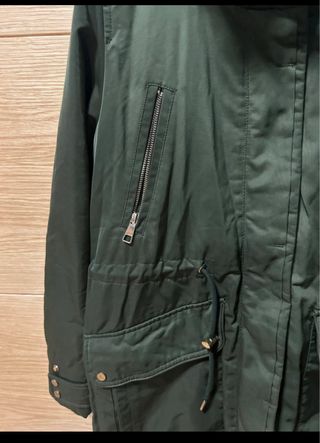 Parka verde mujer Pull&Bear Talla S