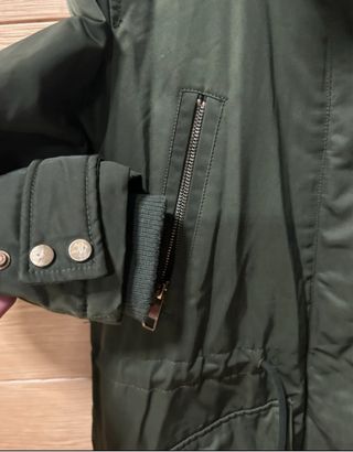 Parka verde mujer Pull&Bear Talla S