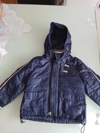 Cappotto blu per bambini