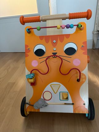 Andador bebé gato con actividades