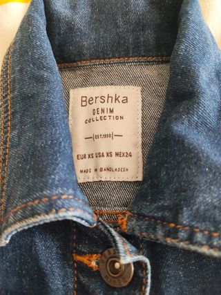 Cazadora vaquera Bershka Talla XS