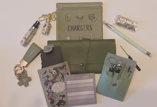 Set borsetta verde salvia vari pezzi