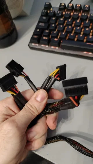 Fuente Alimentación 900W