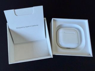 Apple AirPods 4 con ANC