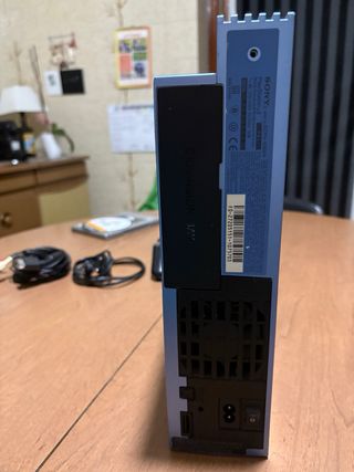 PlayStation 2 Azzurra SCPH-50004