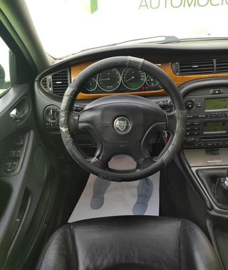 Jaguar X-Type 2.0 V6