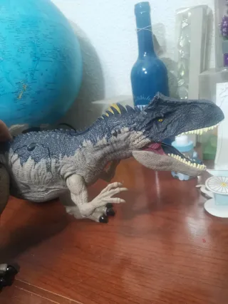 Dinosaurio Jurassic World Realista