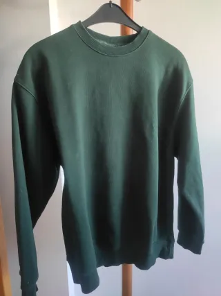 Sudadera Pull&Bear verde cuello redondo