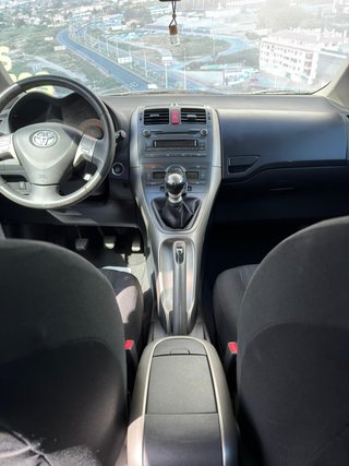 Toyota Auris 2.0 D-4D Sol