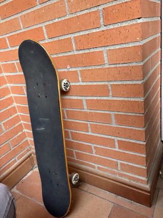 Skate Tricks con diseño de calavera