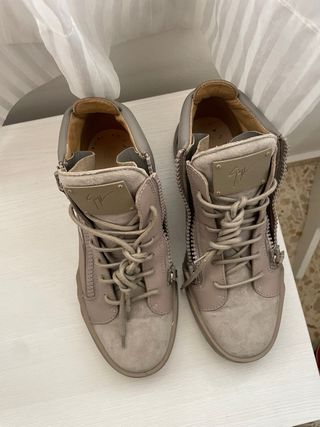 Giuseppe Zanotti Scarpe di lusso beige/grigie