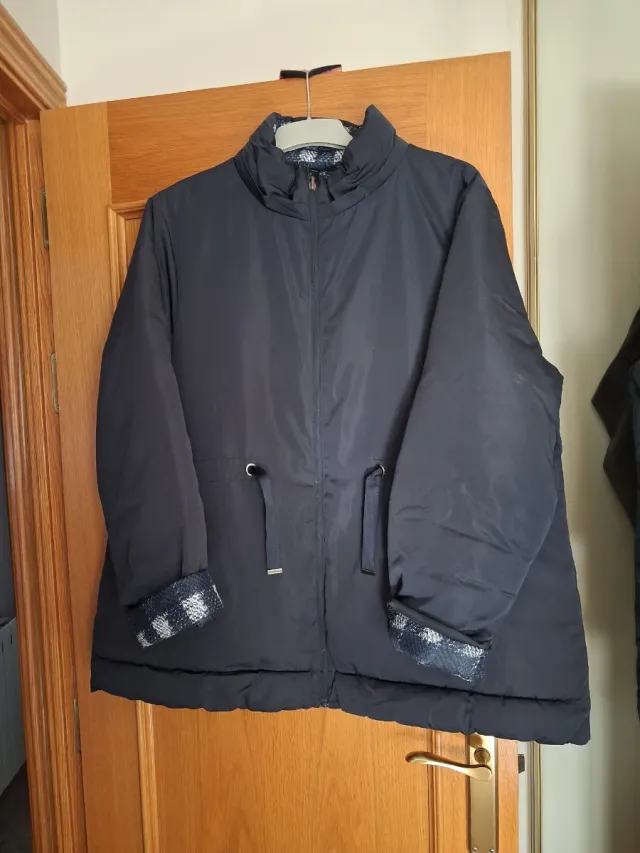 Chaquetón negro reversible uninex