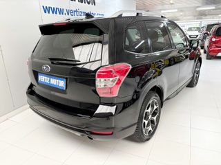 Subaru Forester 2.0 TD Lineartronic Executive Plus