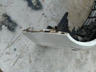 Paragolpes Delantero Renault Clio III Blanco