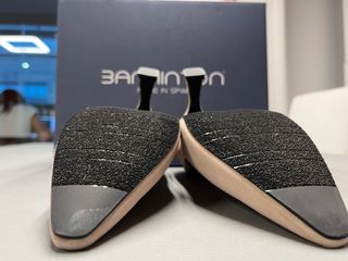 Zapatos de tacón Barminton beige talla 37