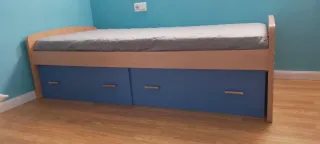 Dormitorio juvenil Ikea madera