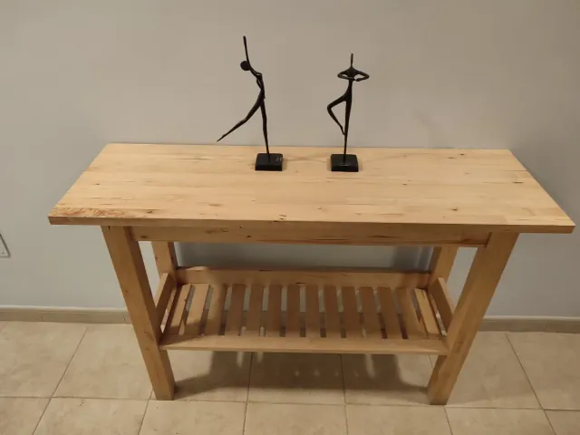 Aparador de madera rústico