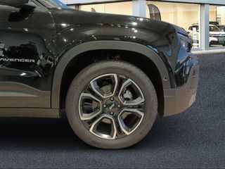 Jeep Avenger BEV 115kW (156CV) Summit