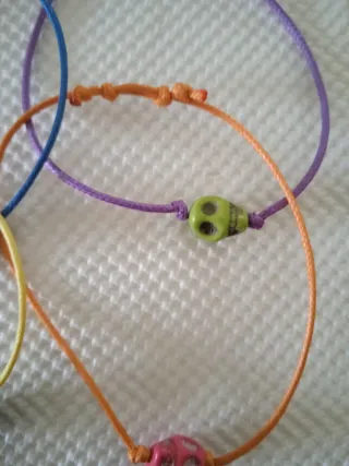Set di braccialetti con teschio fatti a mano