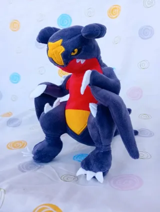 Pokémon peluche Garchomp