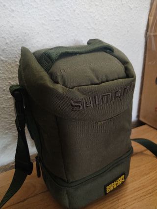 Bolso acolchado Shimano verde para caza o pesca  
