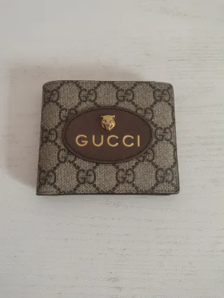 Portafoglio Gucci monogramma con tigre