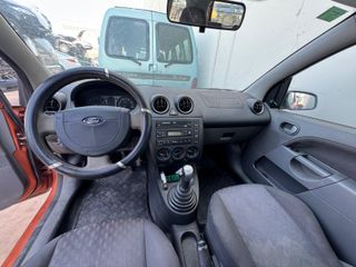 SALPICADERO FORD FIESTA V 1.4 2003